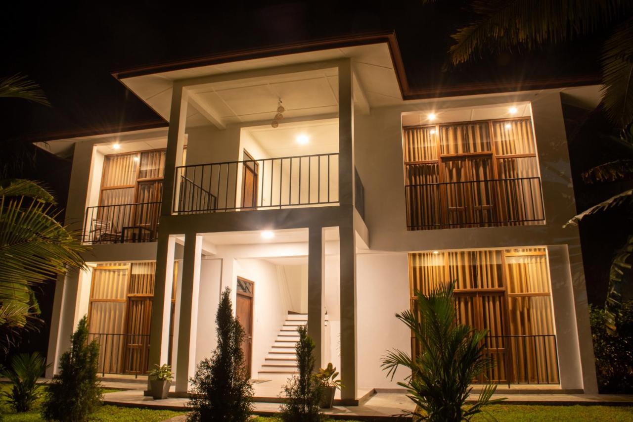 Manike Lodge Habarana Bagian luar foto