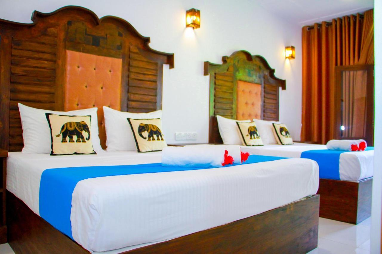 Manike Lodge Habarana Bagian luar foto