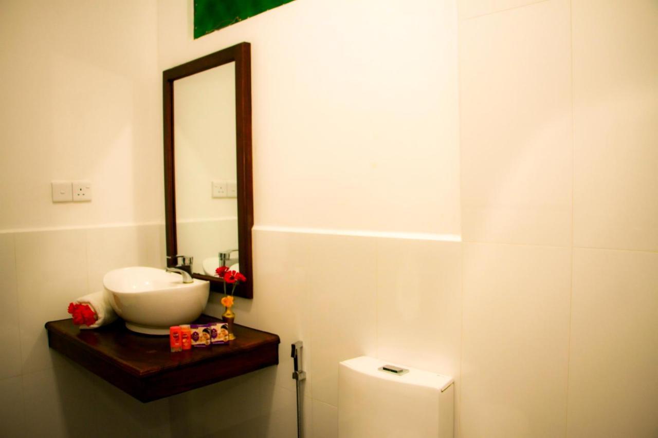 Manike Lodge Habarana Bagian luar foto