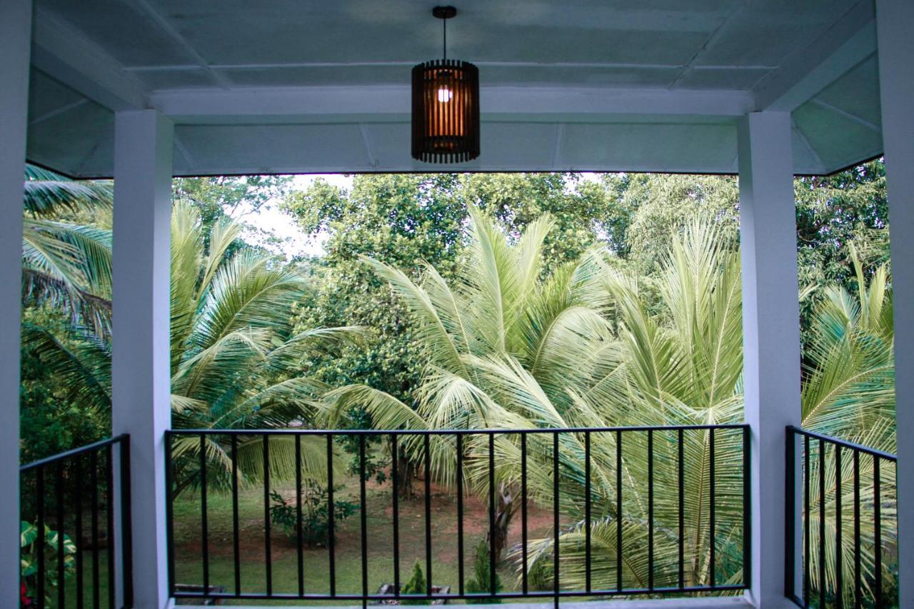 Manike Lodge Habarana Bagian luar foto